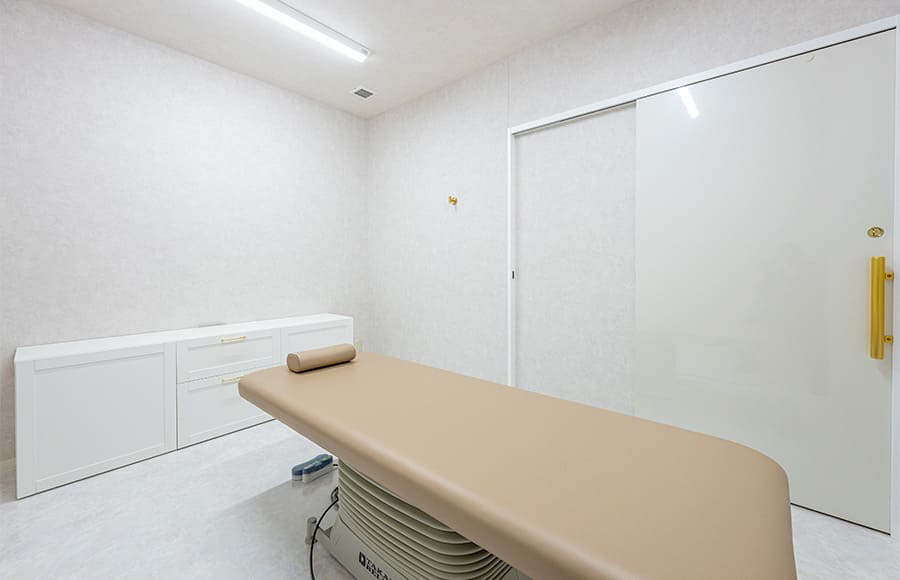 かわにしレディースクリニック診察室